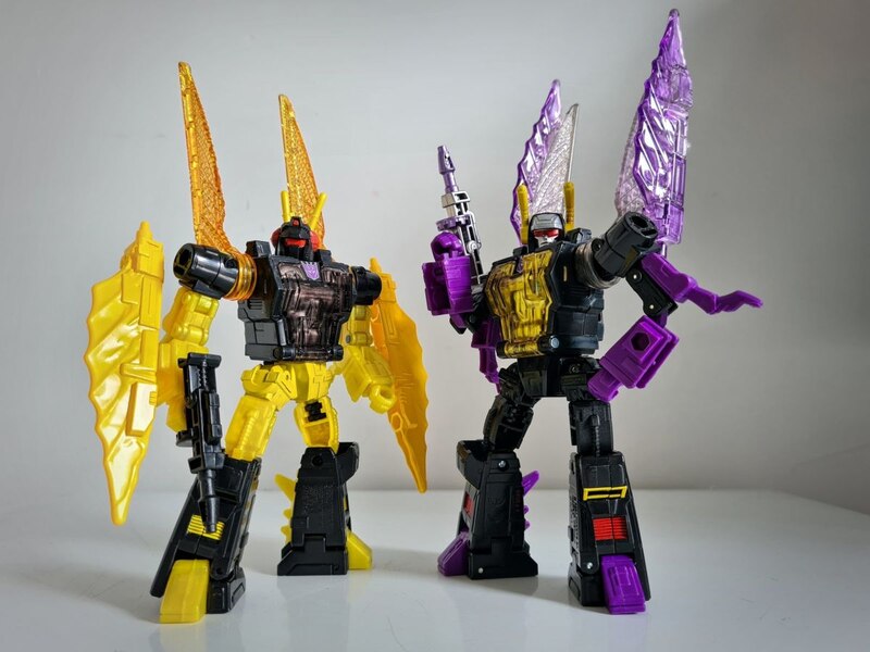 Transformers Legacy Buzzworthy Bumblebee Creatures Collide 4 Pack Image  (28 of 30)